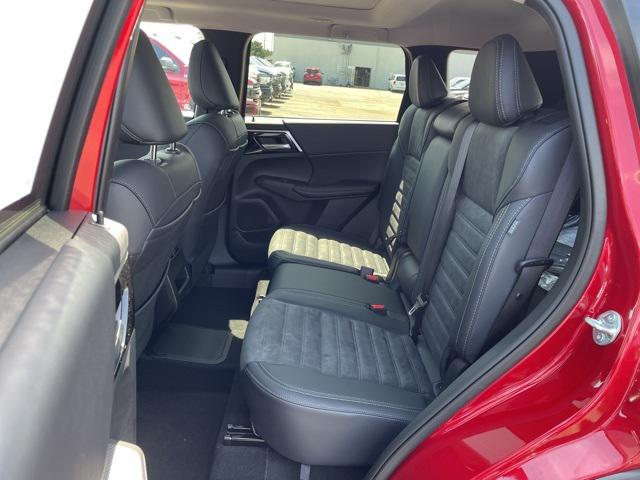 2024 Mitsubishi Outlander PHEV SE S-AWC