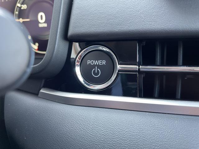 2024 Mitsubishi Outlander PHEV SE S-AWC