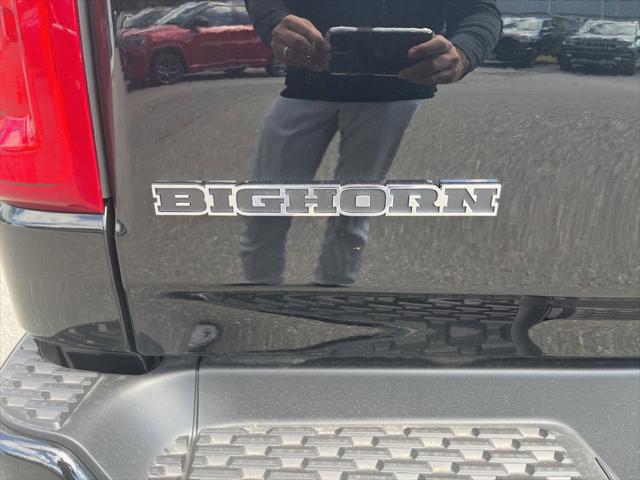 2025 Ram 1500 Big Horn Crew Cab 4x4 64 Box