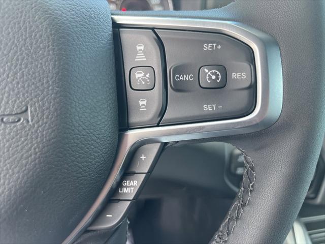 2025 Ram 1500 Big Horn Crew Cab 4x4 64 Box