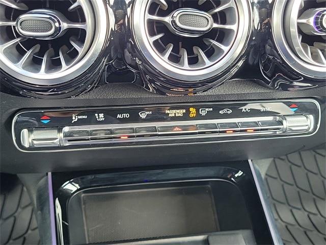 2023 Mercedes-Benz GLB Base
