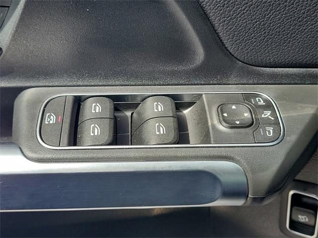 2023 Mercedes-Benz GLB Base