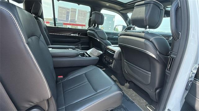 2023 Jeep Grand Wagoneer Series II 4x4