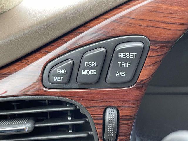 2005 Cadillac DeVille Standard