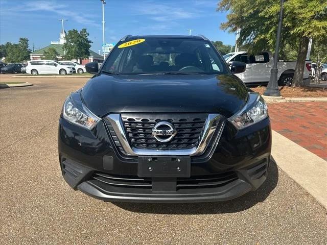 2020 Nissan Kicks SV Xtronic CVT