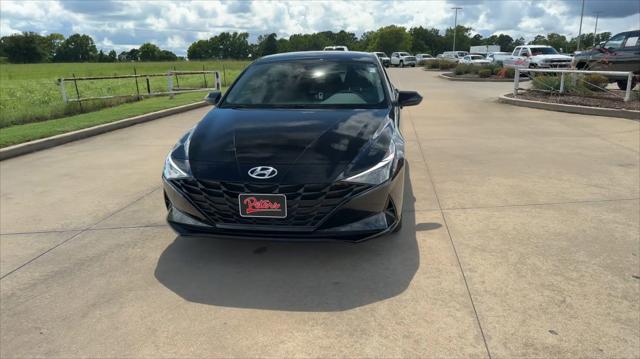 2023 Hyundai Elantra SE