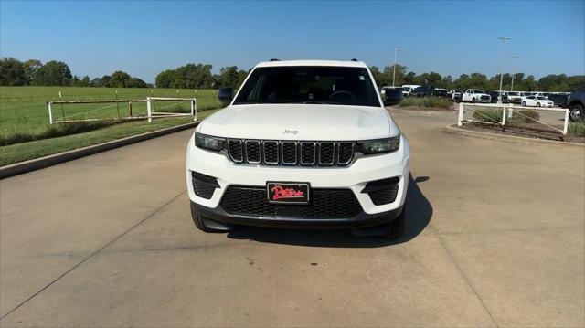 2024 Jeep Grand Cherokee Laredo X 4x4