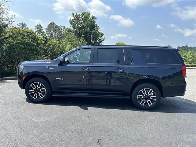 2023 GMC Yukon XL 4WD AT4