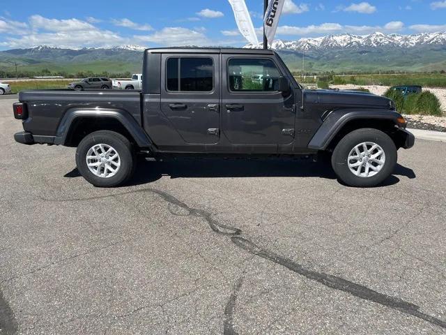 2023 Jeep Gladiator Sport S 4x4