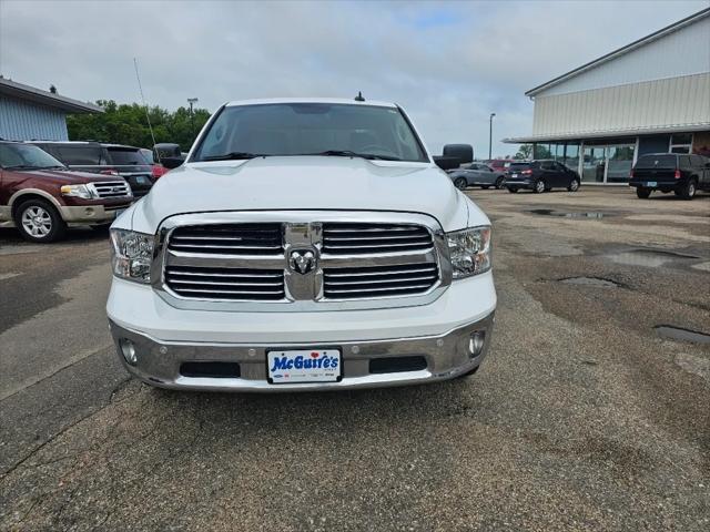 2017 RAM 1500 Big Horn Crew Cab 4x4 57 Box 2017 RAM 1500 Big Horn Crew Cab 4x4 57 Box