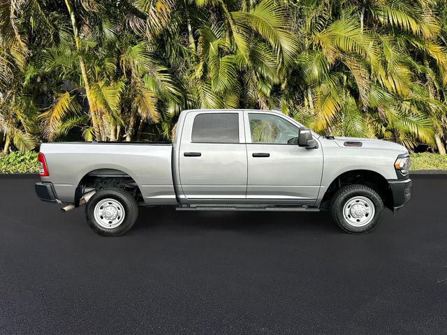 2024 RAM 2500 Tradesman Crew Cab 4x4 64 Box