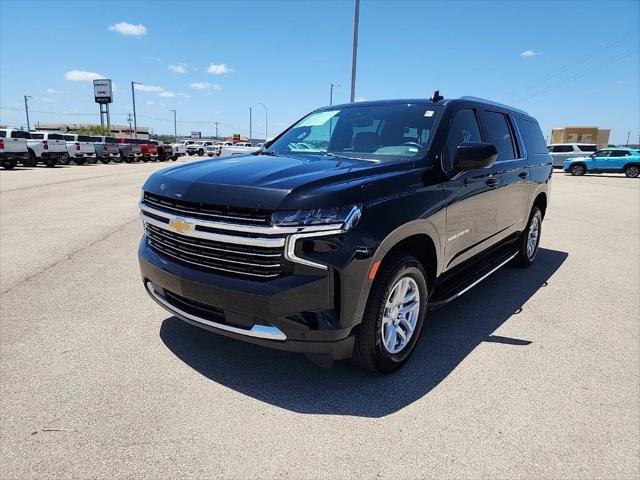 2023 Chevrolet Suburban 4WD LT