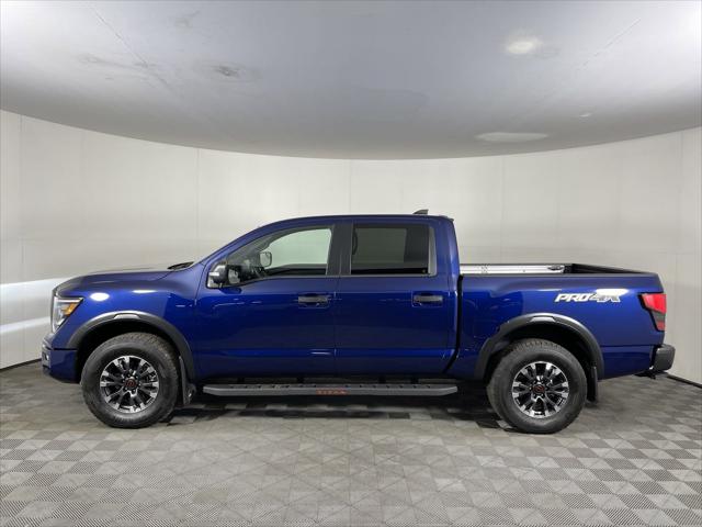 2024 Nissan TITAN Crew Cab PRO-4X 4x4