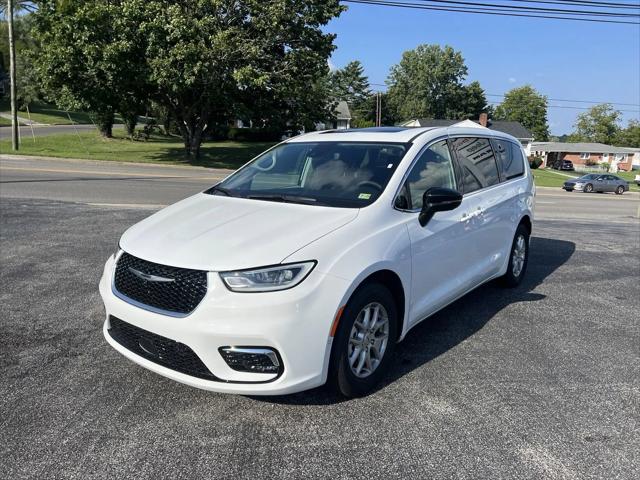 2024 Chrysler Pacifica PACIFICA TOURING L