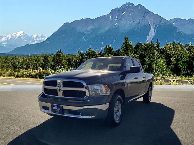 2021 RAM 1500 Classic SLT Crew Cab 4x4 64 Box