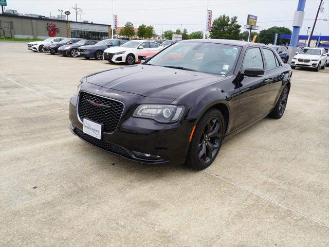 2022 Chrysler 300 S