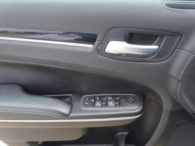 2022 Chrysler 300 S