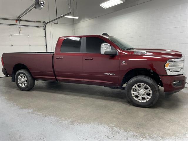 2024 RAM 3500 Laramie Crew Cab 4x4 8 Box