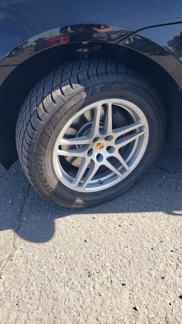 2018 Porsche Macan Sport Edition