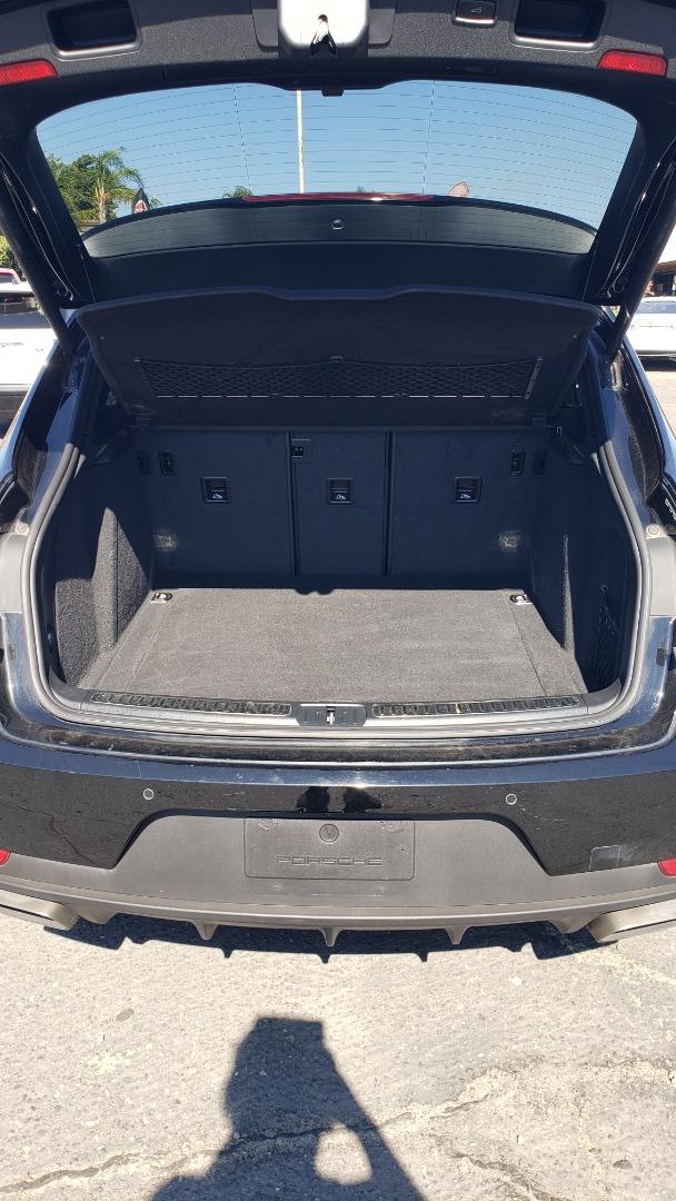 2018 Porsche Macan Sport Edition