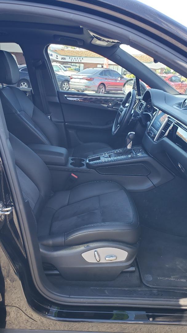 2018 Porsche Macan Sport Edition