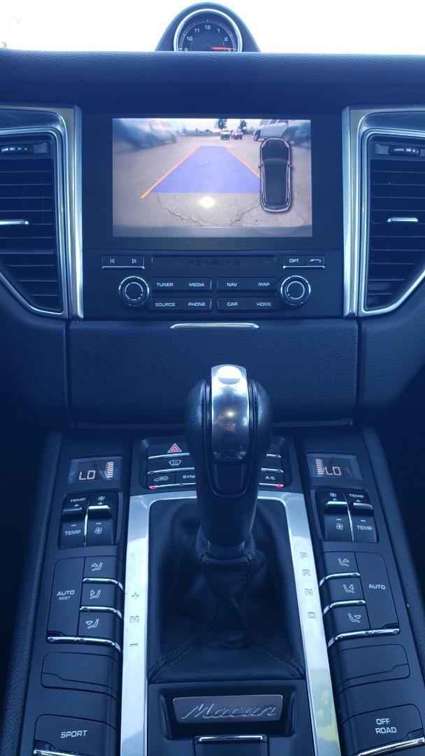 2018 Porsche Macan Sport Edition
