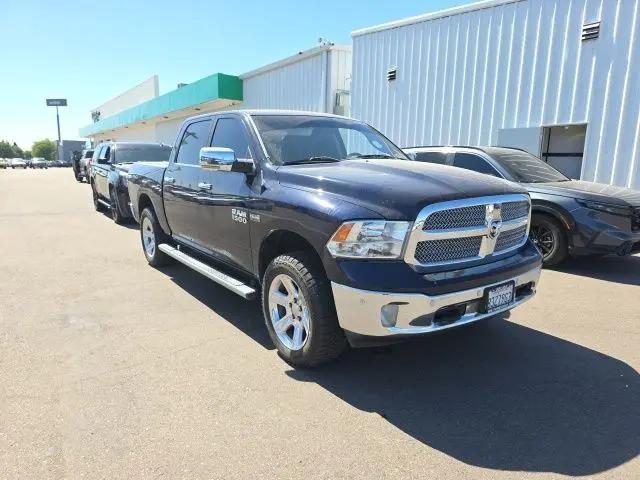 2017 Ram 1500 Lone Star Silver Crew Cab 4x4 5'7" Box for sale in Selma, CA