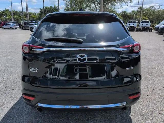2021 Mazda CX-9 Signature