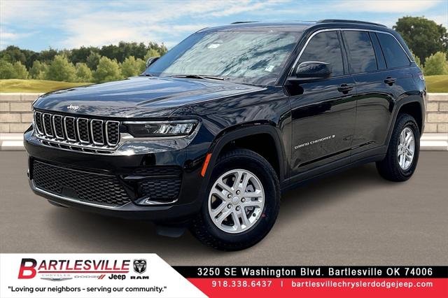 2024 Jeep Grand Cherokee GRAND CHEROKEE LAREDO 4X4