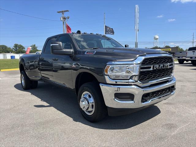 2024 RAM Ram 3500 RAM 3500 TRADESMAN CREW CAB 4X4 8 BOX