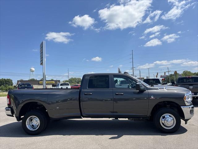 2024 RAM Ram 3500 RAM 3500 TRADESMAN CREW CAB 4X4 8 BOX