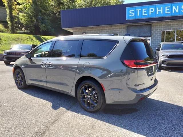 2024 Chrysler Pacifica PACIFICA LIMITED AWD