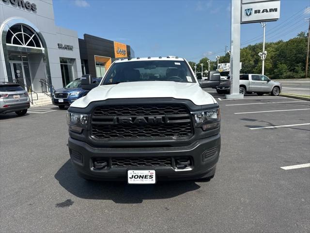 2024 RAM Ram 3500 RAM 3500 TRADESMAN CREW CAB 4X4 8 BOX