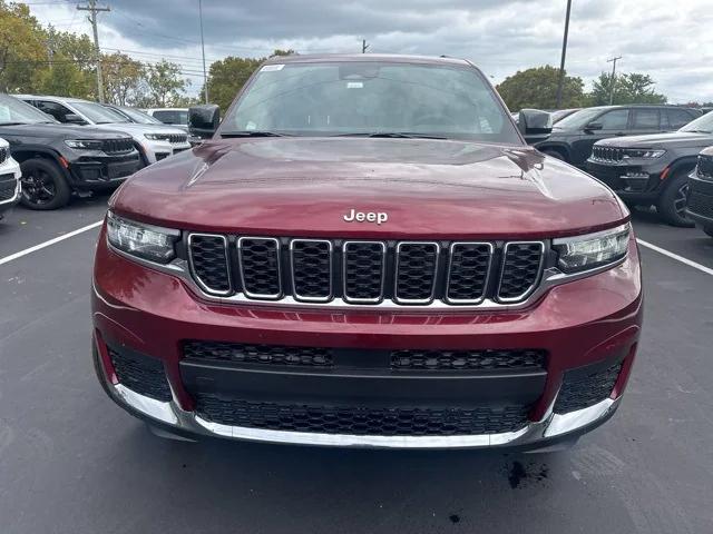 2024 Jeep Grand Cherokee GRAND CHEROKEE L LAREDO X 4X4