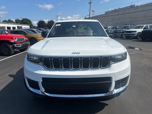 2024 Jeep Grand Cherokee GRAND CHEROKEE L LAREDO X 4X4