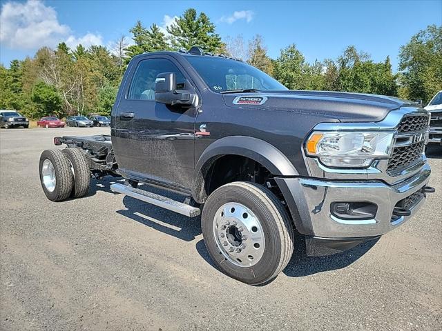 2024 RAM Ram 5500 Chassis Cab RAM 5500 TRADESMAN CHASSIS REGULAR CAB 4X4 60 CA