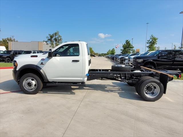 2024 RAM Ram 5500 Chassis Cab RAM 5500 TRADESMAN CHASSIS REGULAR CAB 4X4 84 CA