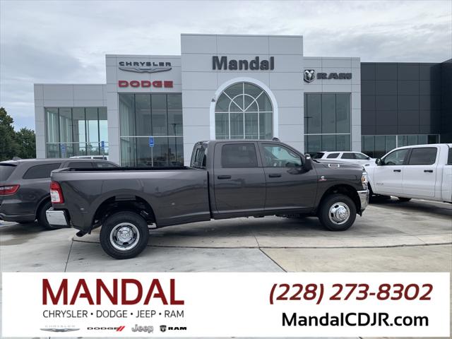 2024 RAM Ram 3500 RAM 3500 TRADESMAN CREW CAB 4X4 8 BOX