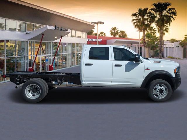 2024 RAM Ram 5500 Chassis Cab RAM 5500 TRADESMAN CHASSIS CREW CAB 4X4 60 CA