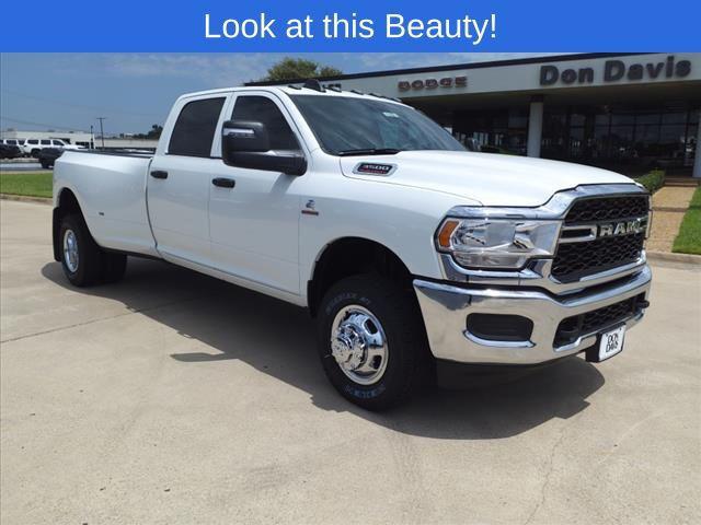 2024 RAM Ram 3500 RAM 3500 TRADESMAN CREW CAB 4X4 8 BOX