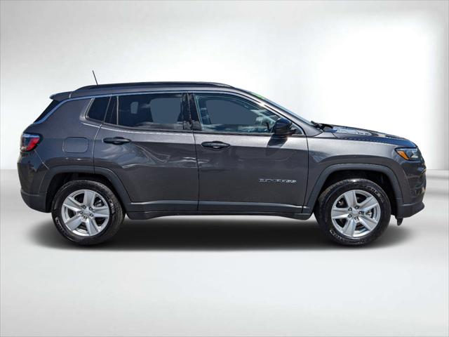 2022 Jeep Compass Latitude FWD