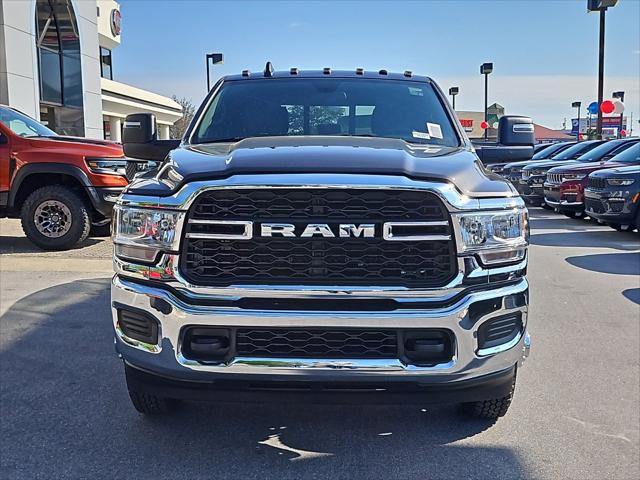 2024 RAM Ram 3500 RAM 3500 TRADESMAN CREW CAB 4X4 8 BOX