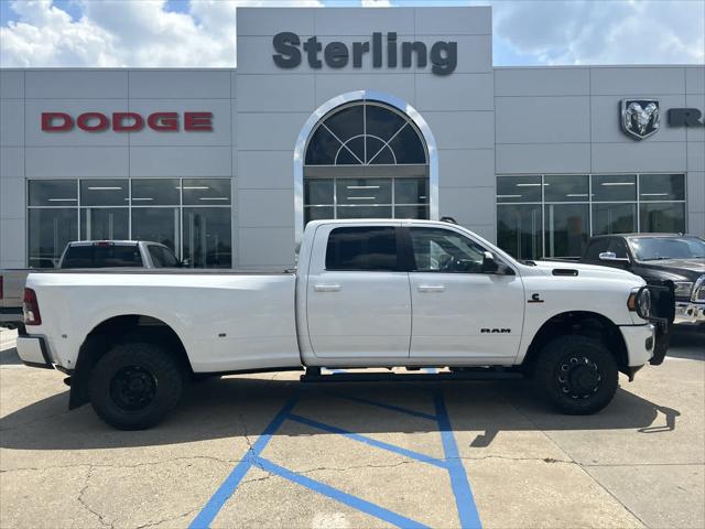 2022 RAM 3500 Big Horn Crew Cab 4x4 8 Box