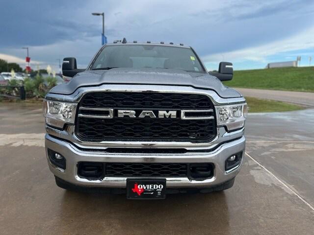 2024 RAM Ram 3500 Chassis Cab RAM 3500 TRADESMAN CREW CAB CHASSIS 4X4 60 CA