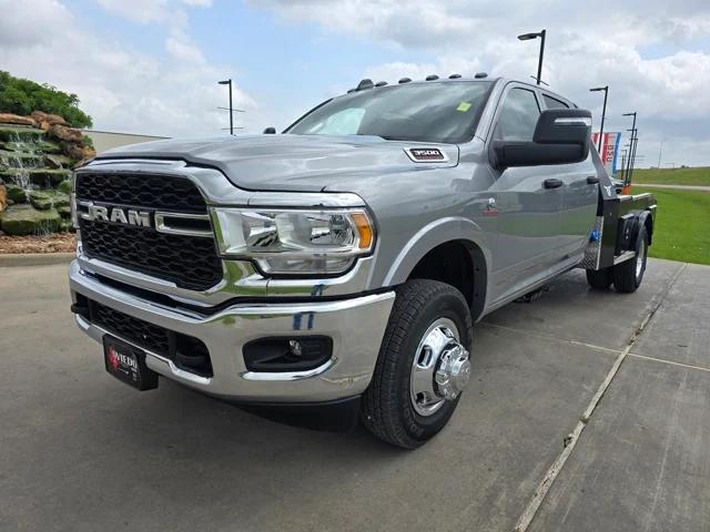 2024 RAM Ram 3500 Chassis Cab RAM 3500 TRADESMAN CREW CAB CHASSIS 4X4 60 CA