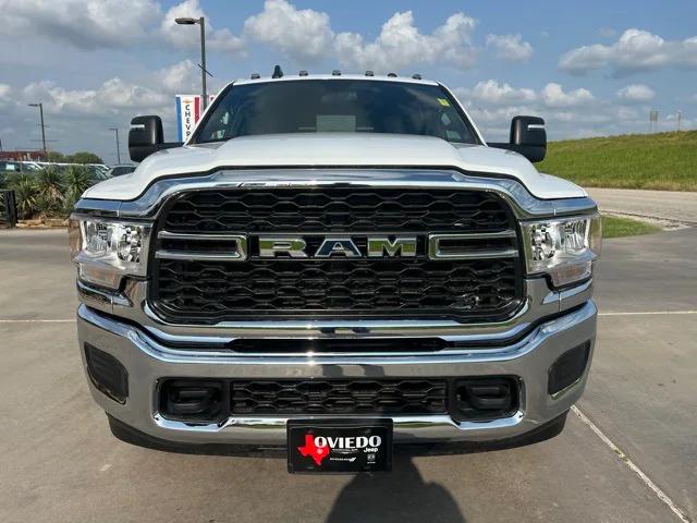 2024 RAM Ram 3500 Chassis Cab RAM 3500 TRADESMAN CREW CAB CHASSIS 4X4 60 CA