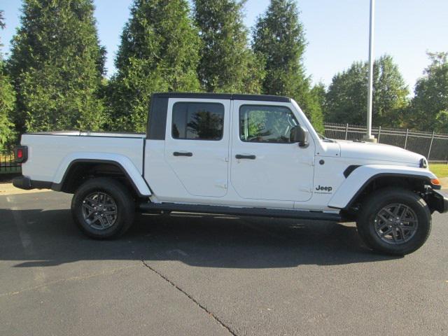 2024 Jeep Gladiator GLADIATOR SPORT S 4X4