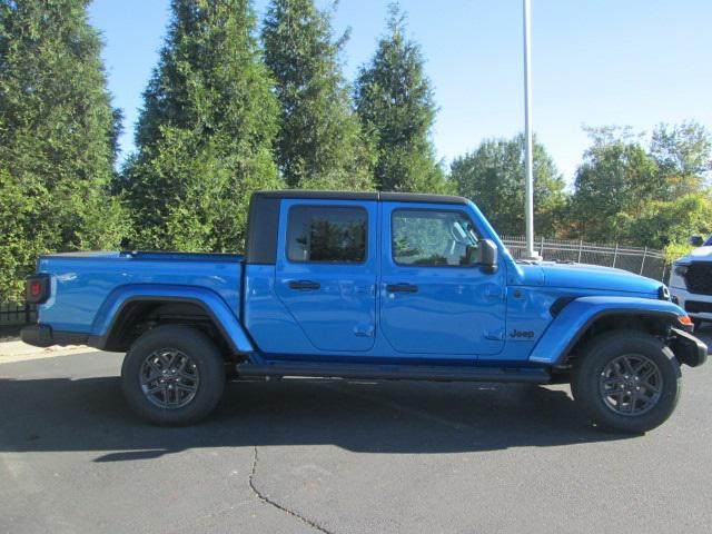 2024 Jeep Gladiator GLADIATOR SPORT S 4X4