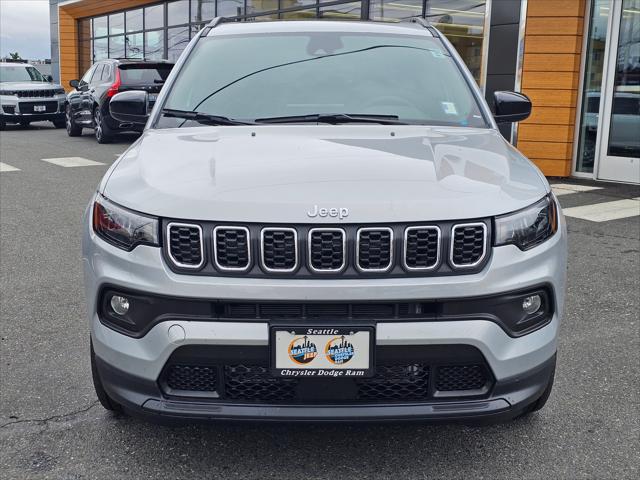 2024 Jeep Compass Latitude Lux FWD