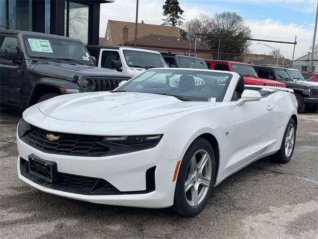 2023 Chevrolet Camaro RWD Convertible 1LT